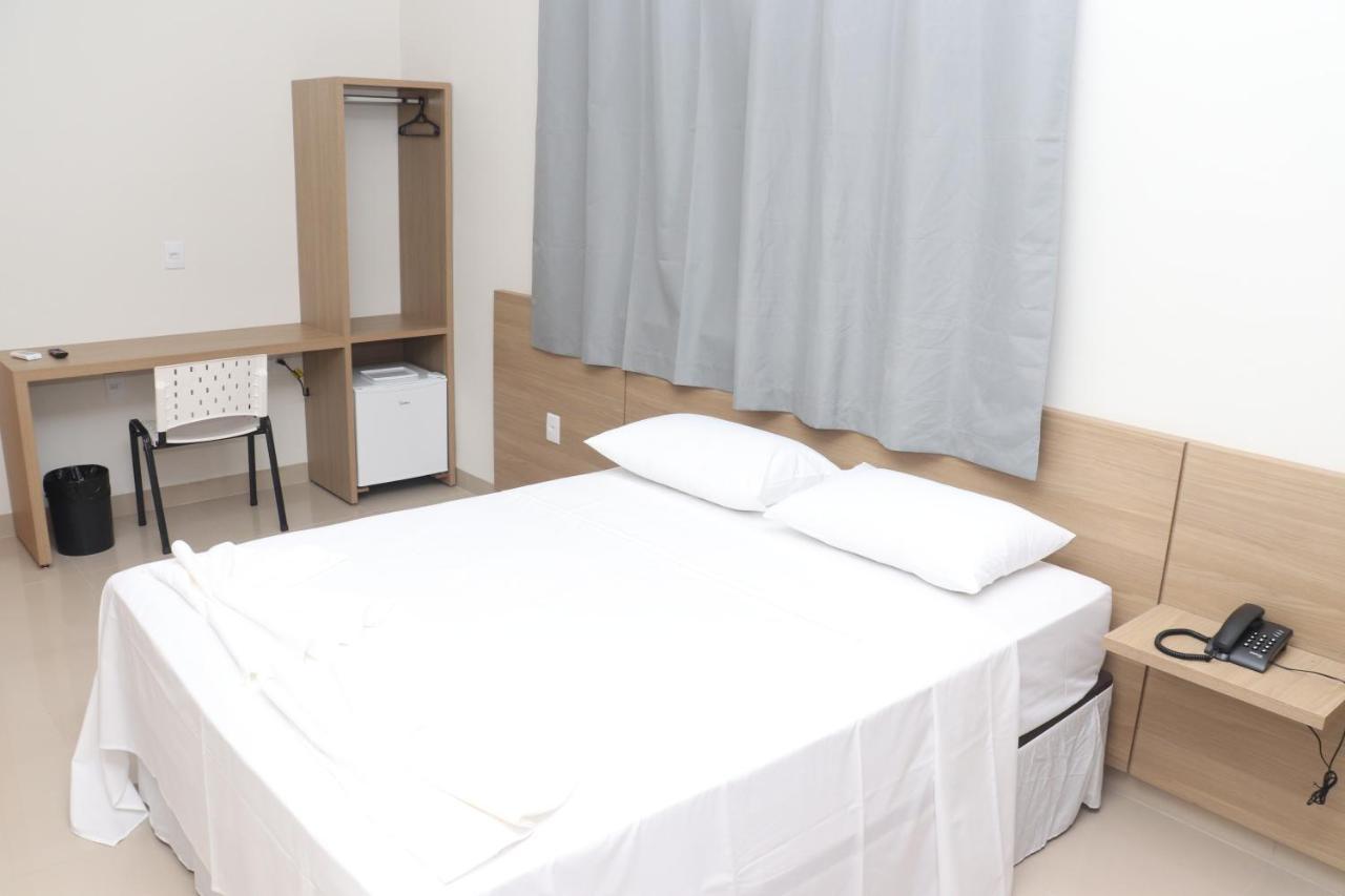 Porteirinha Ts Hotel מראה חיצוני תמונה
