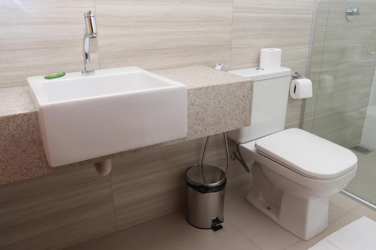 Porteirinha Ts Hotel מראה חיצוני תמונה