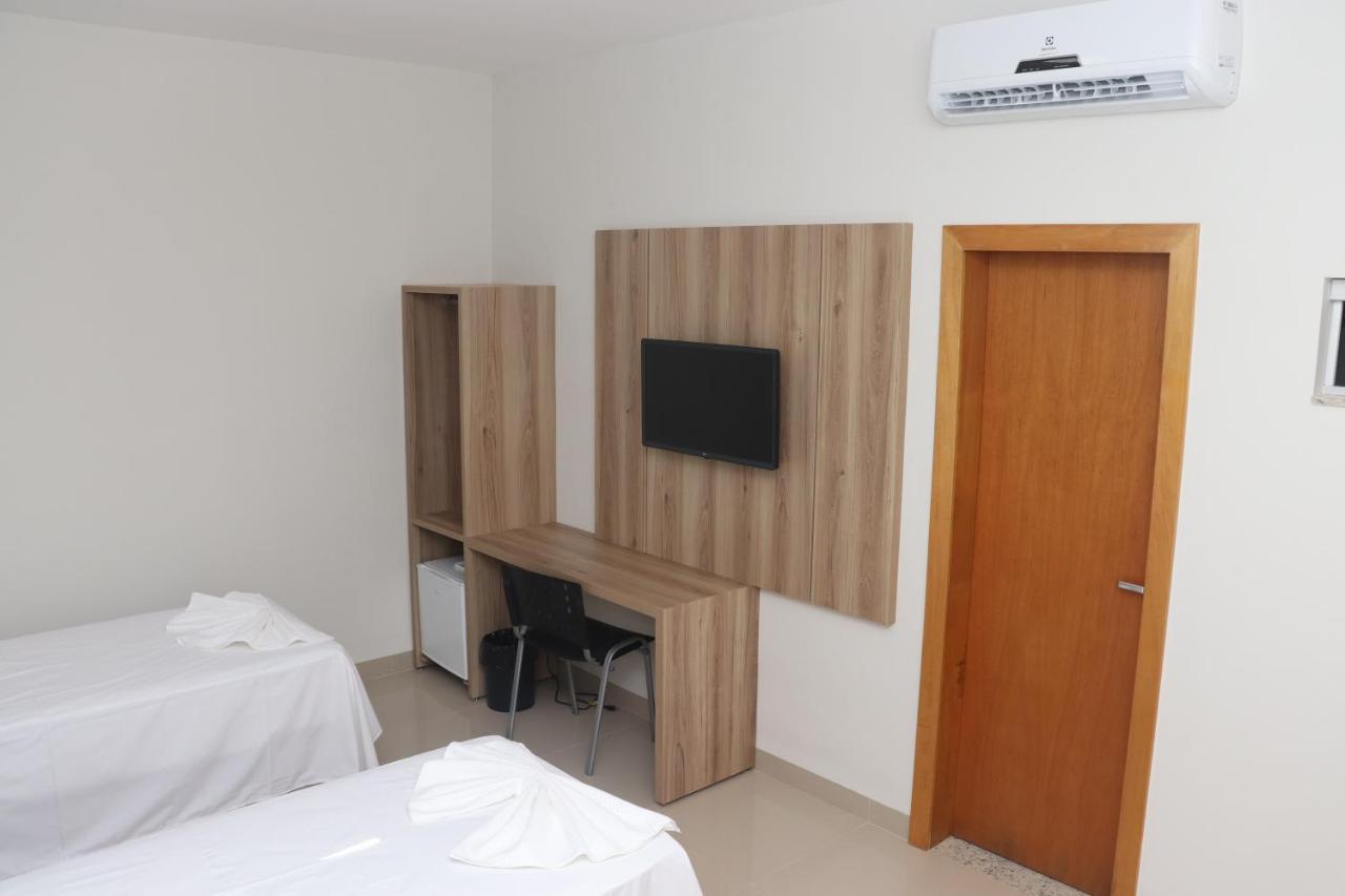 Porteirinha Ts Hotel מראה חיצוני תמונה